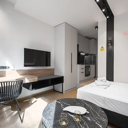 Vellow Door, Nilie Hospitality Mgmt Apartment