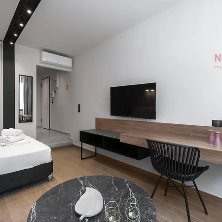 Vellow Door, Nilie Hospitality Mgmt Apartment