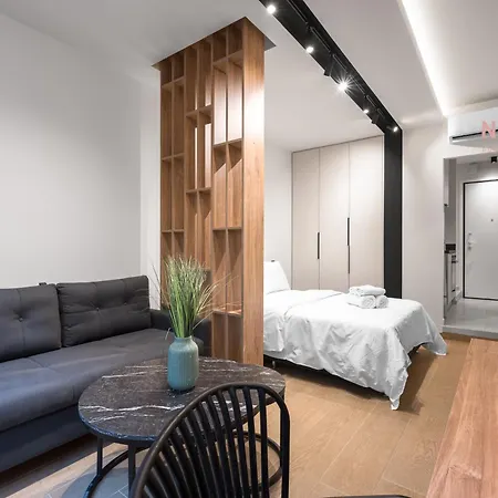 Vellow Door, Nilie Hospitality Mgmt Thessaloniki