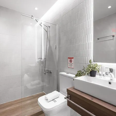 Vellow Door, Nilie Hospitality Mgmt Apartment